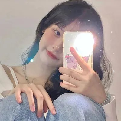 伴游女王